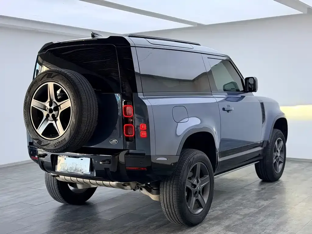 Land Rover Defender — фото 5