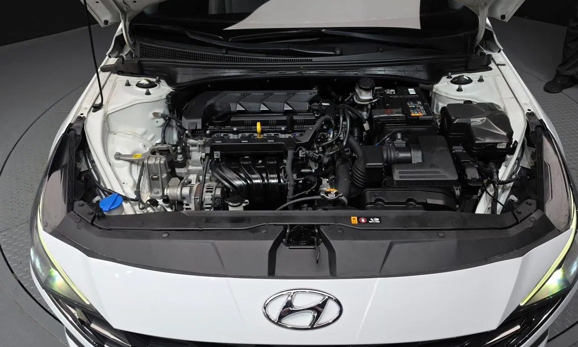 Hyundai AVANTE — фото 7