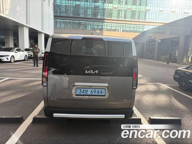 Kia PV5 — фото 10