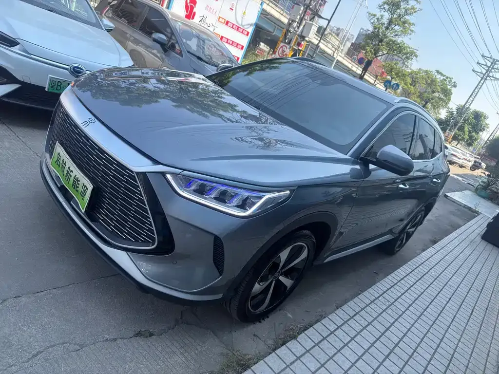 BYD PLUS New Energy — фото 1