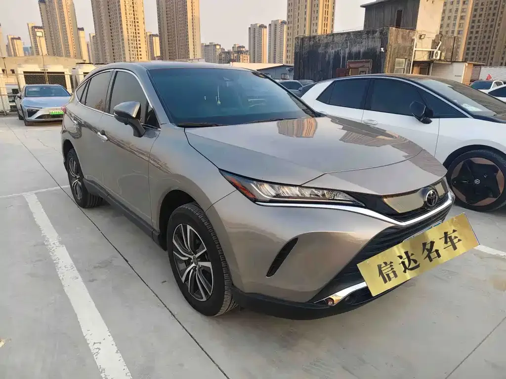 Toyota Harrier — фото 6