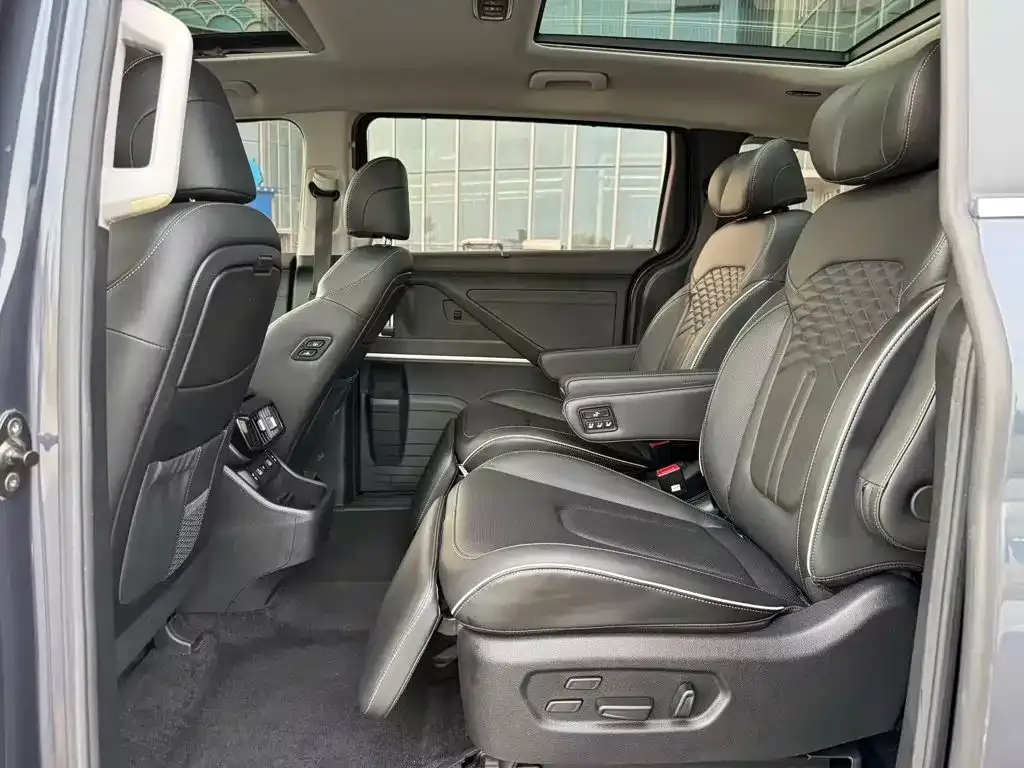Hyundai Custo — фото 4