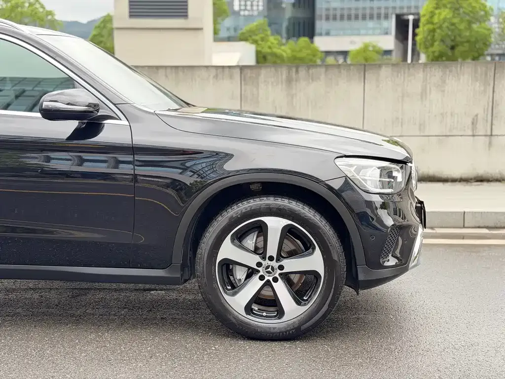 Mercedes-Benz GLC — фото 8