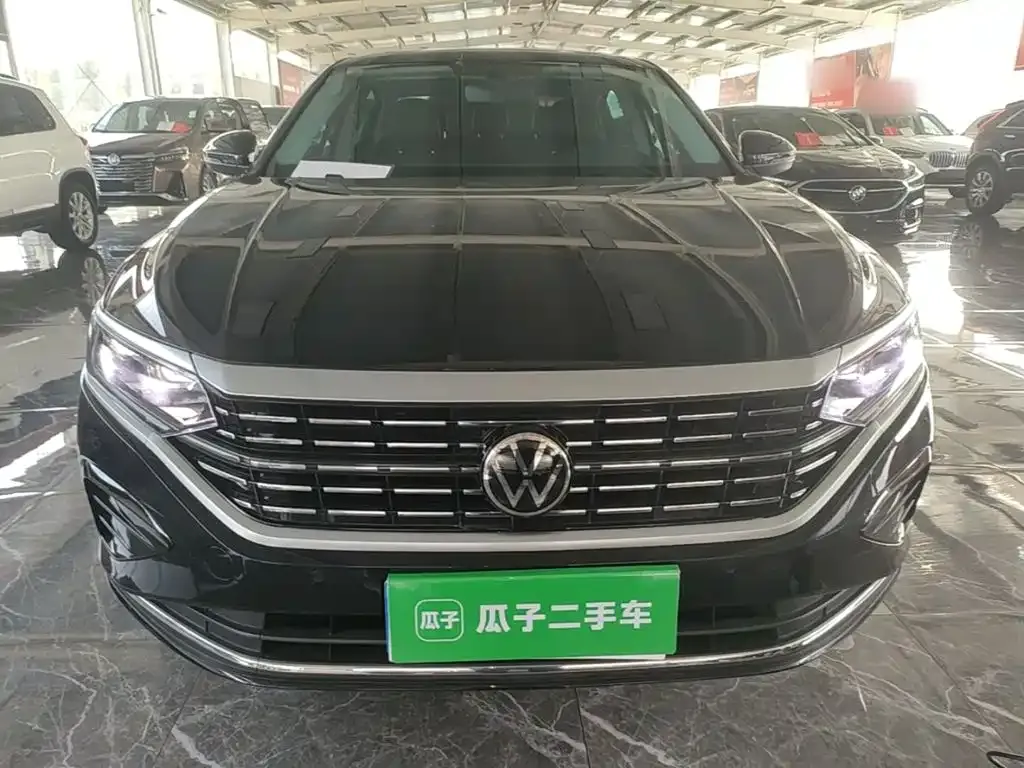 Volkswagen Passat — фото 7