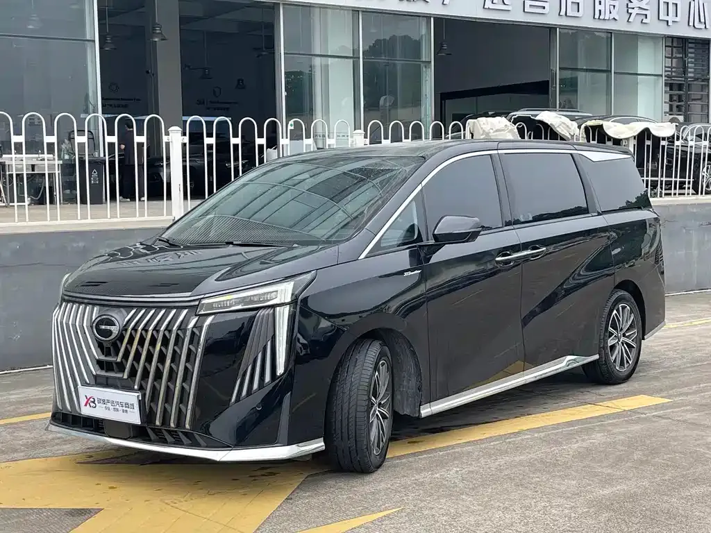 GAC Motor Trumpchi M8 — фото 1