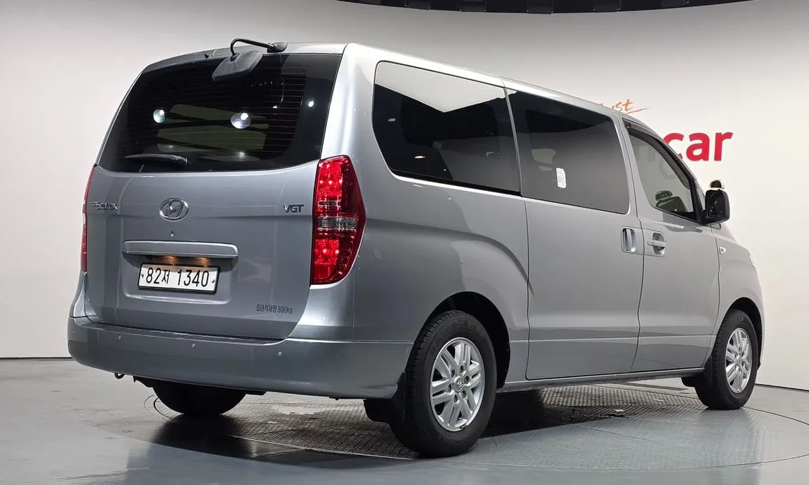 Hyundai Starex — фото 6