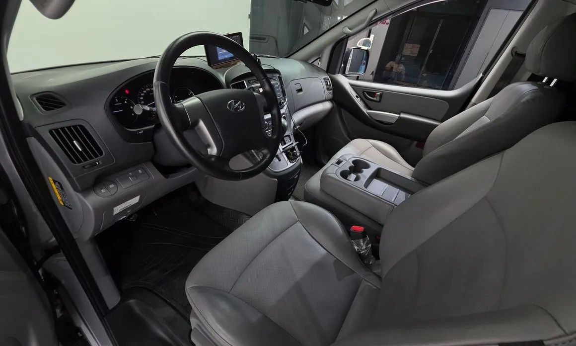 Hyundai Starex — фото 10