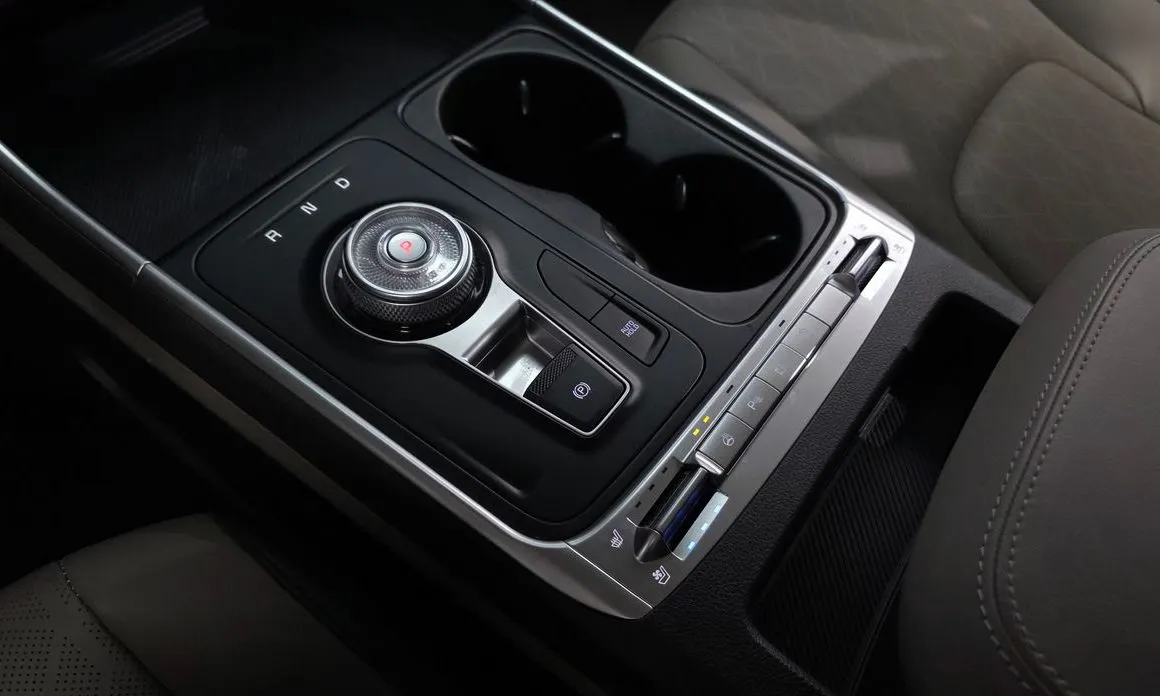 Kia Carnival — фото 4