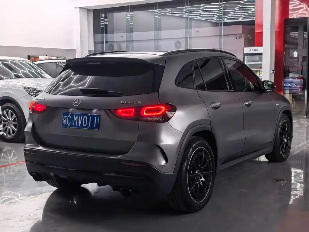 Mercedes-Benz GLA AMG — фото 8