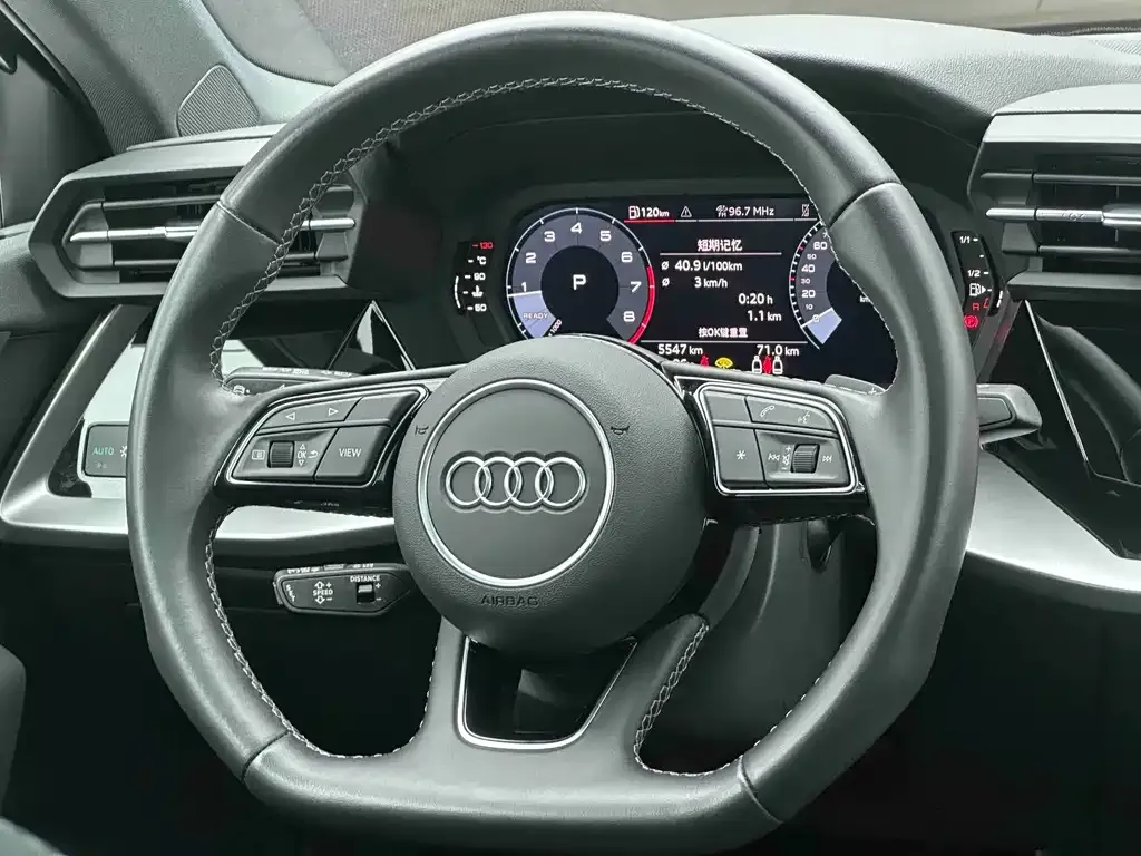 Audi A3 — фото 6