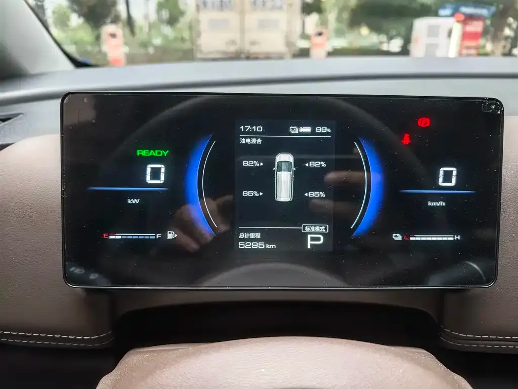 Wuling Xingguang 730 New Energy — фото 2
