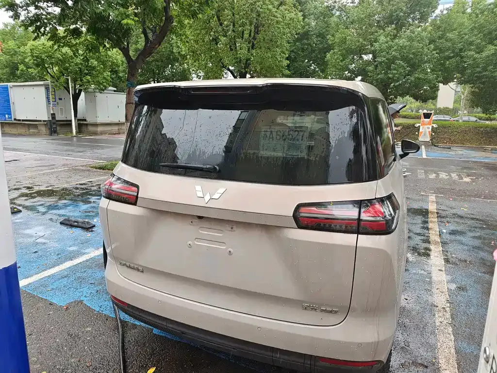 Wuling Xingguang 730 New Energy — фото 7