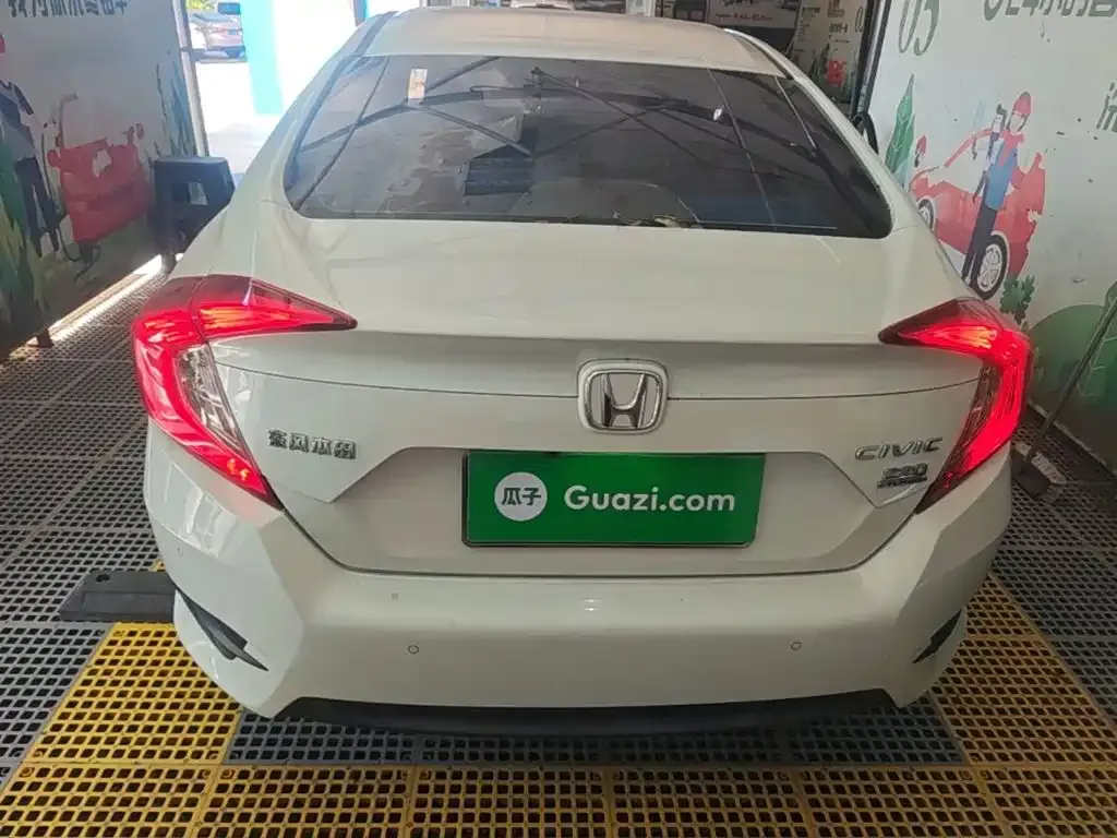 Honda Civic — фото 8