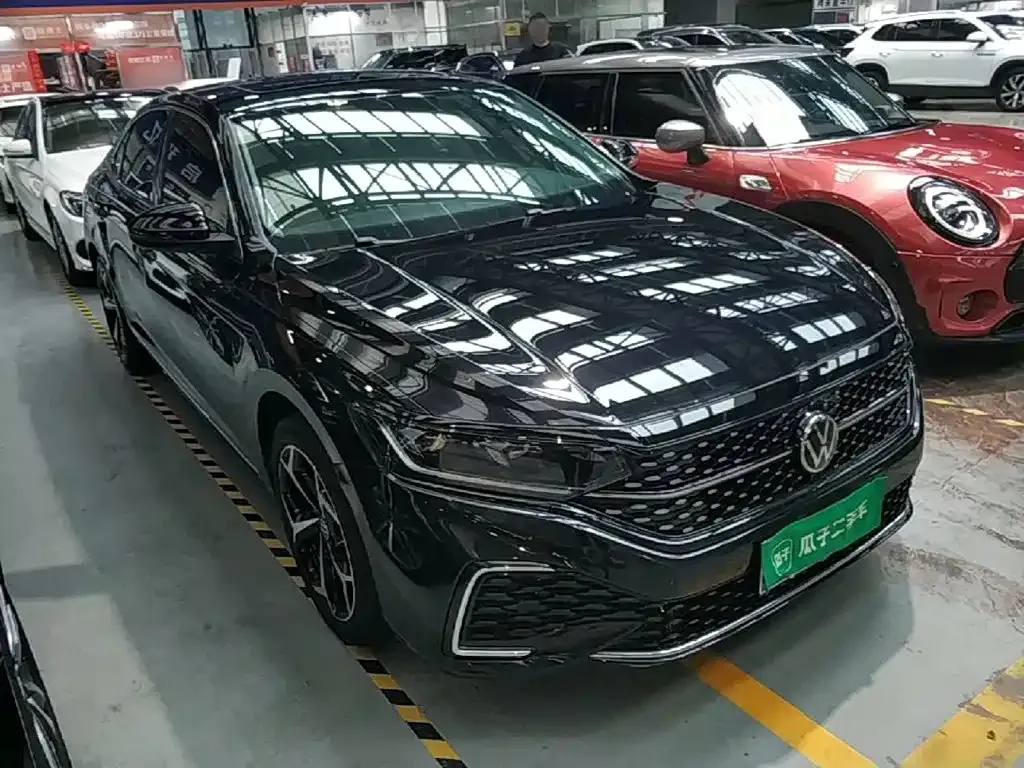 Volkswagen Passat — фото 4