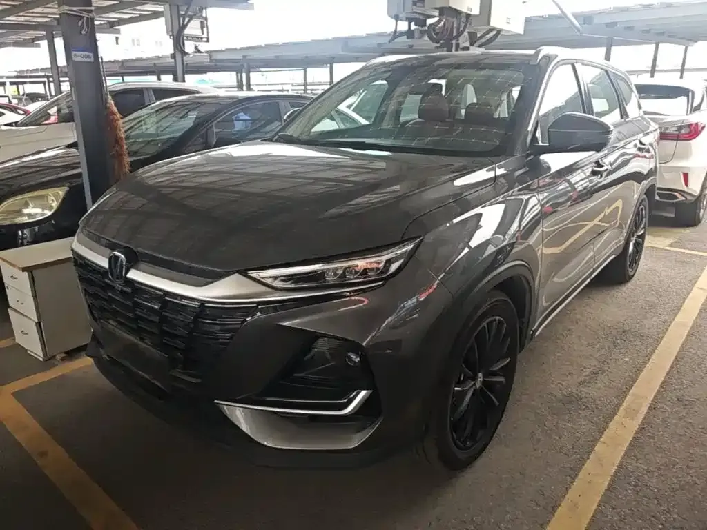 Changan CS75 — фото 1
