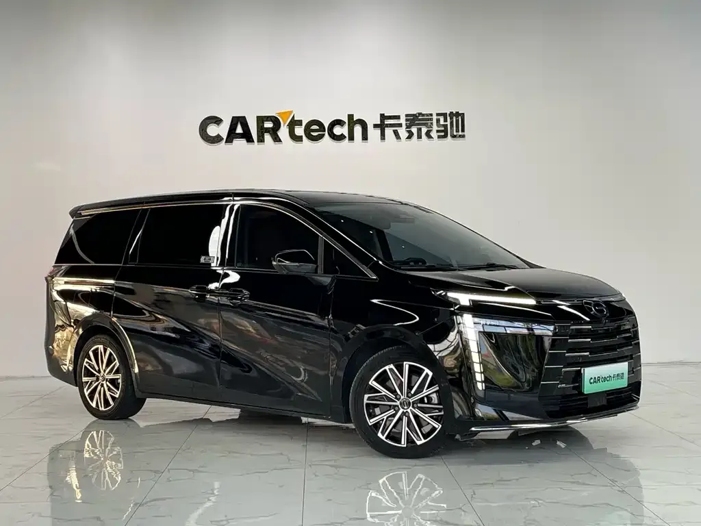GAC Motor Trumpchi E8 PHEV — фото 8