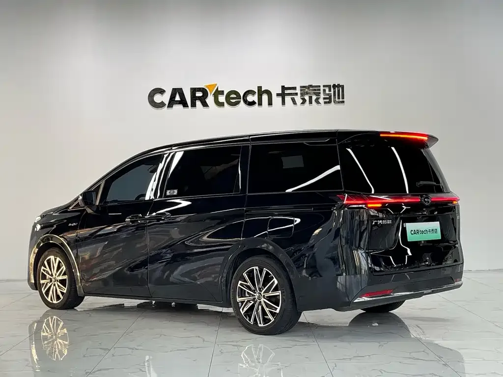 GAC Motor Trumpchi E8 PHEV — фото 7