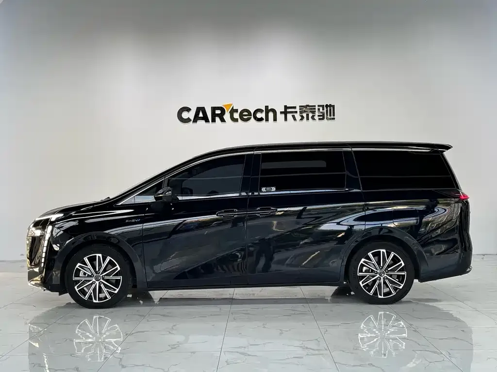 GAC Motor Trumpchi E8 PHEV — фото 10