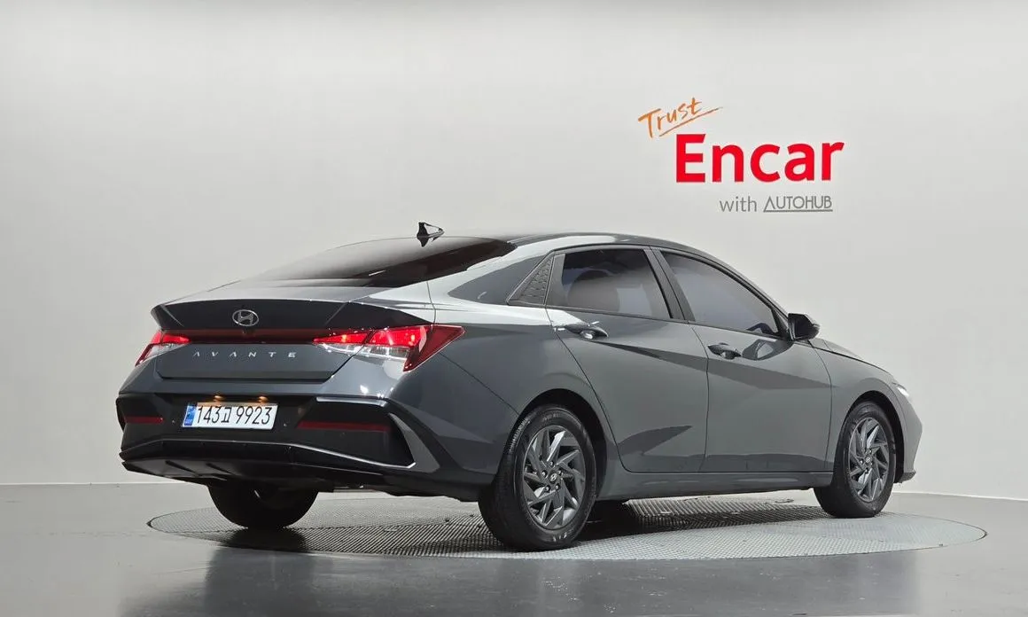 Hyundai AVANTE — фото 2