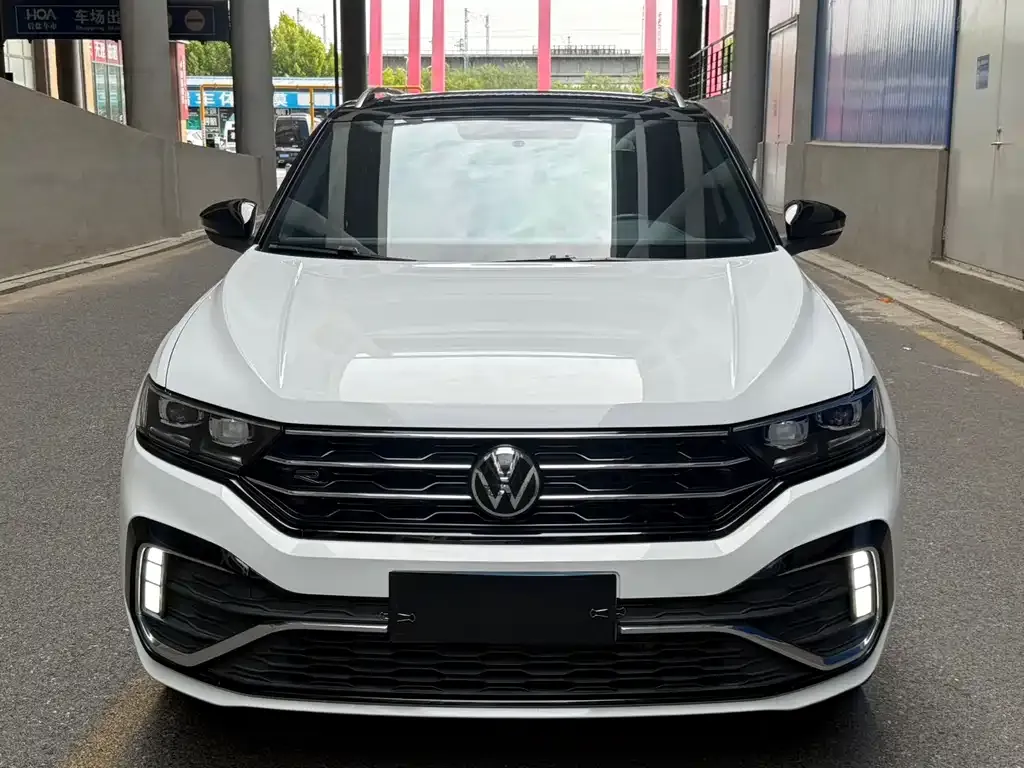 Volkswagen T-Roc — фото 4
