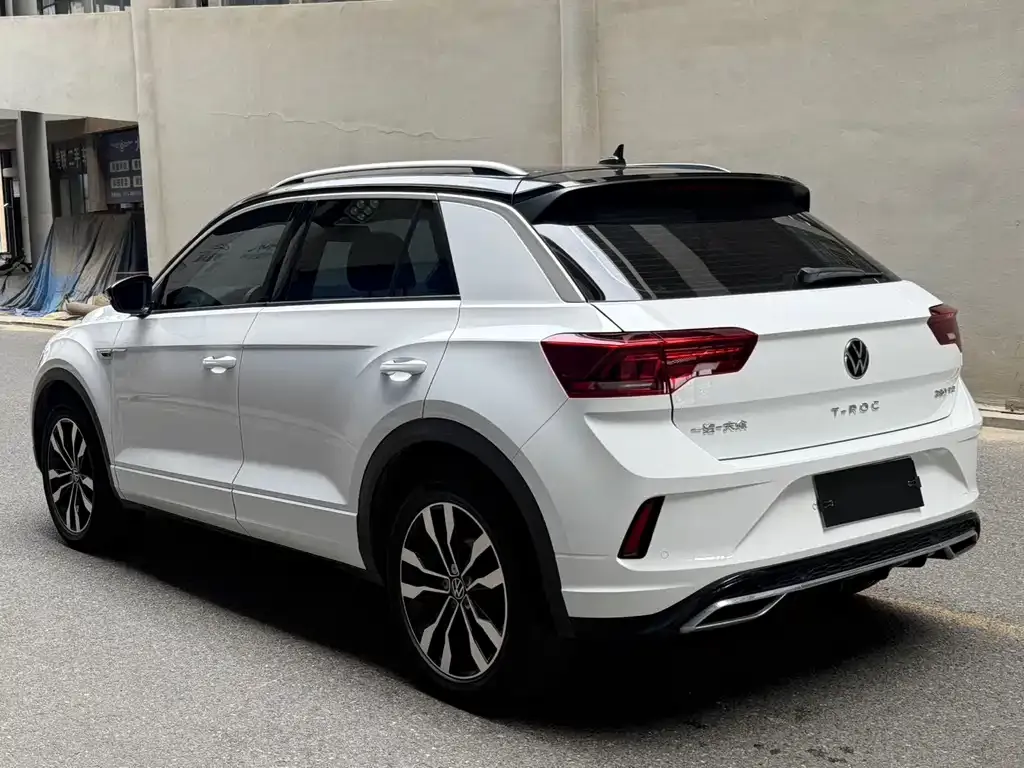 Volkswagen T-Roc — фото 5