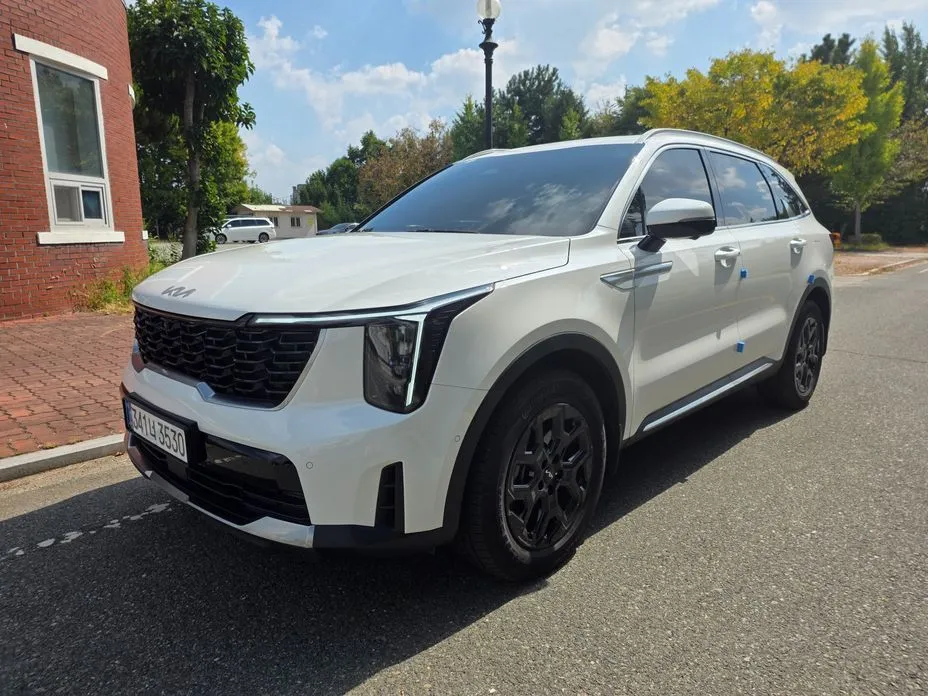 Kia Sorento — фото 1