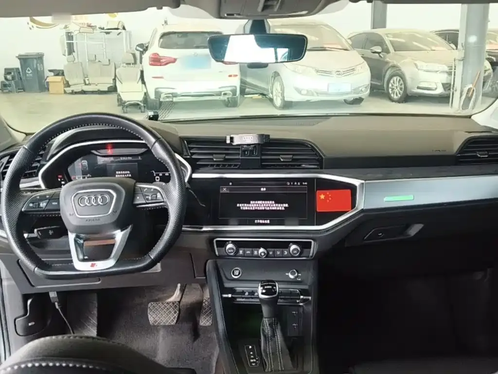 Audi Q3 Sportback — фото 4