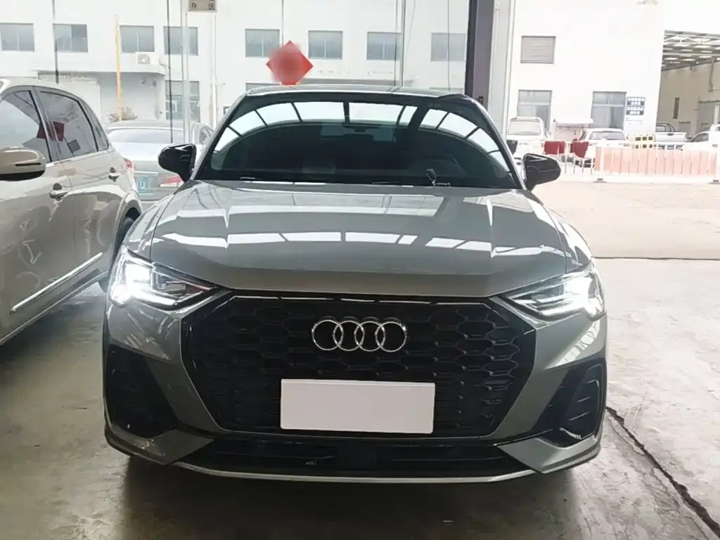 Audi Q3 Sportback — фото 2