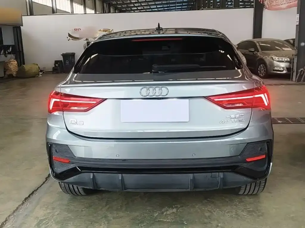 Audi Q3 Sportback — фото 5