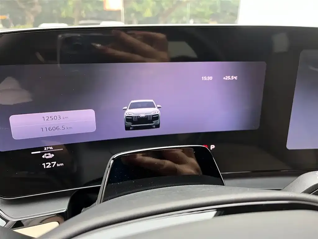 Audi Q6L e-tron — фото 4