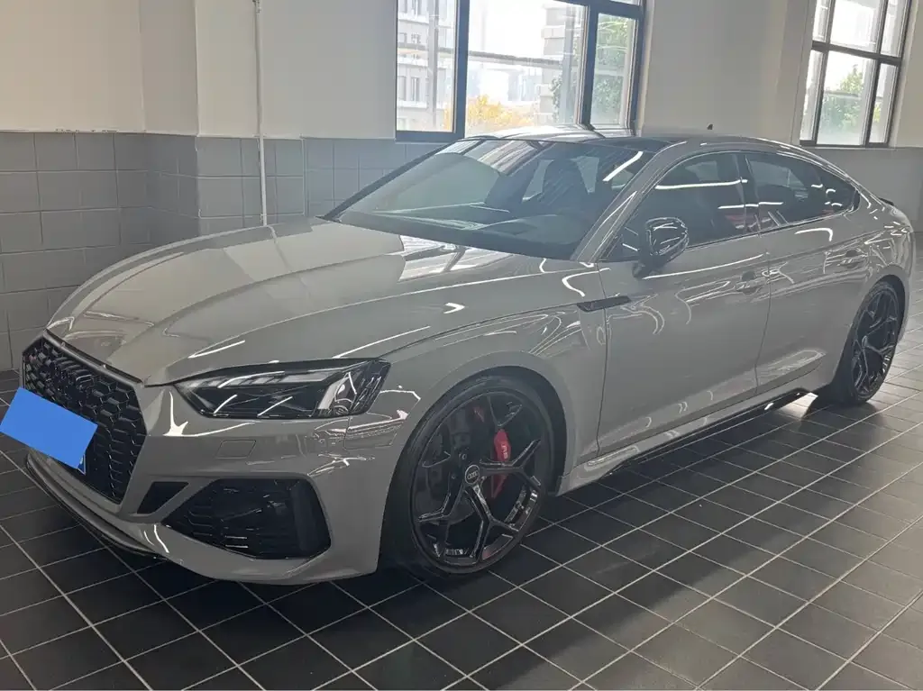 Audi RS 5 — фото 1