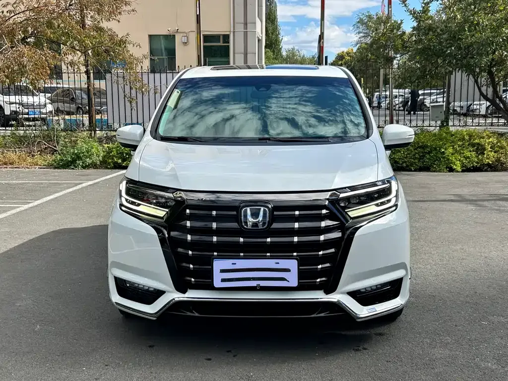 Honda Elysion — фото 4