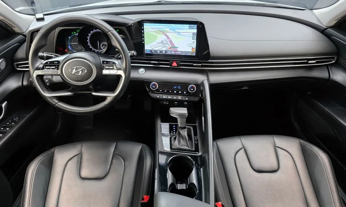 Hyundai AVANTE — фото 7