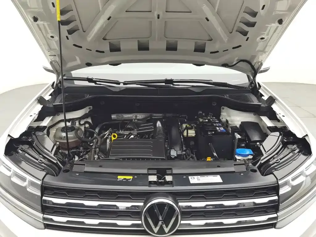 Volkswagen Tharu — фото 10