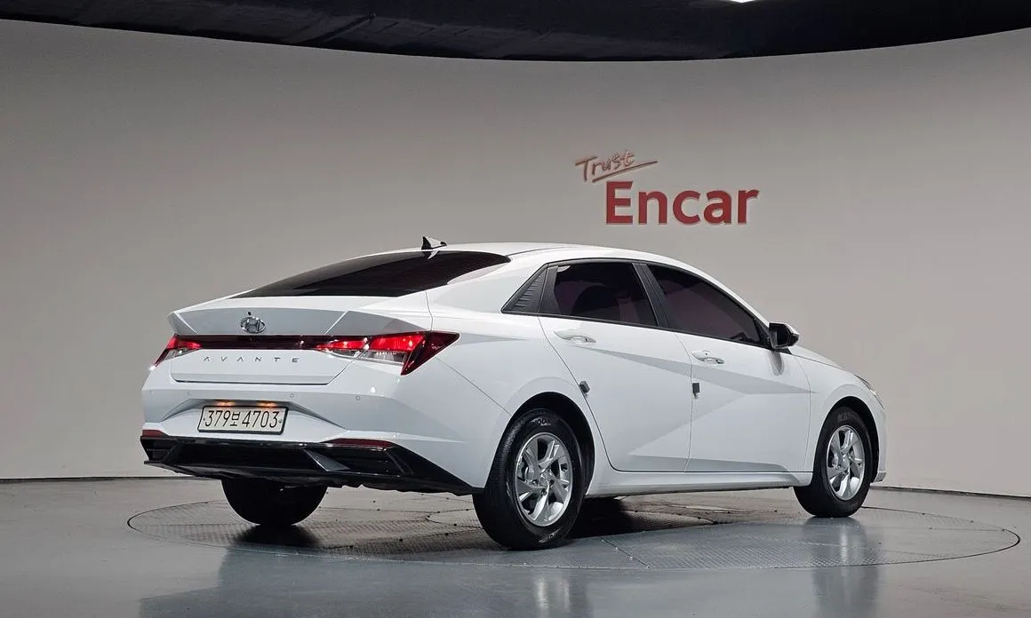 Hyundai AVANTE — фото 5