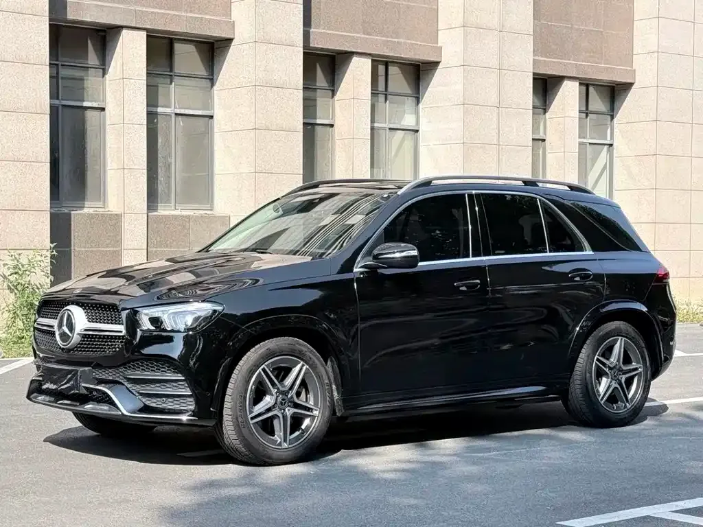 Mercedes-Benz GLE (Import) — фото 1