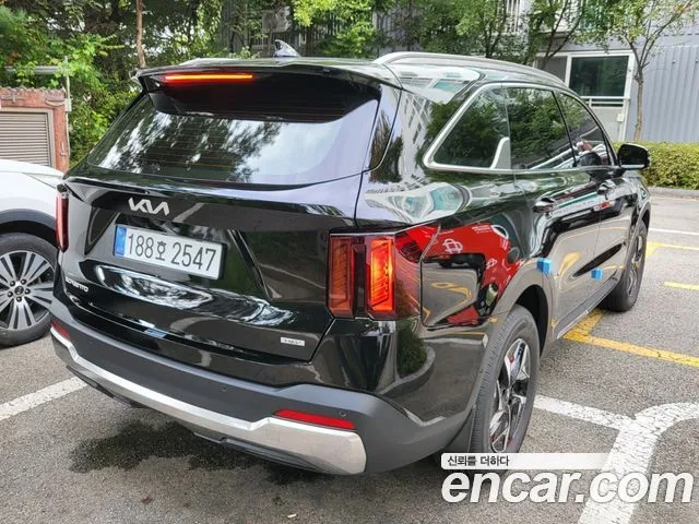 Kia Sorento — фото 9
