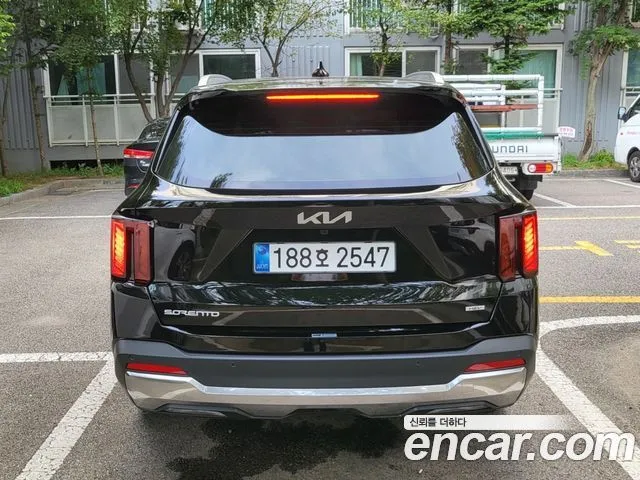 Kia Sorento — фото 10