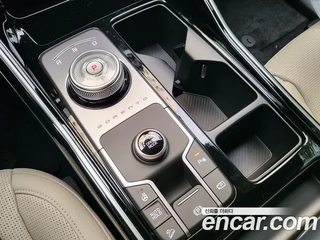 Kia Sorento — фото 7