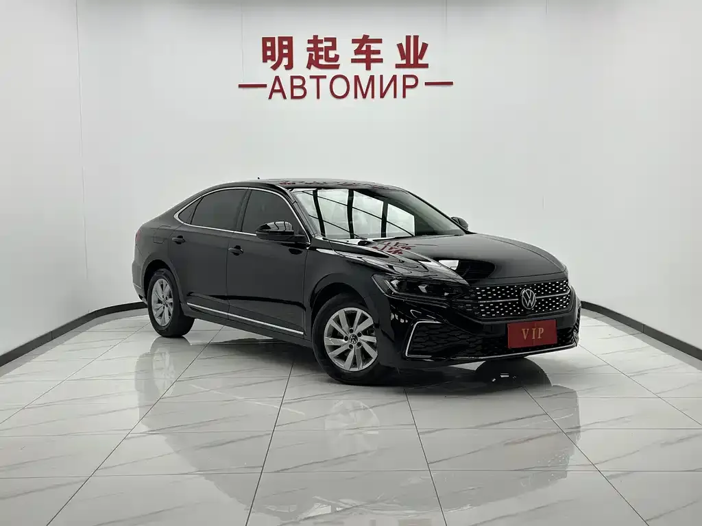 Volkswagen Passat — фото 5