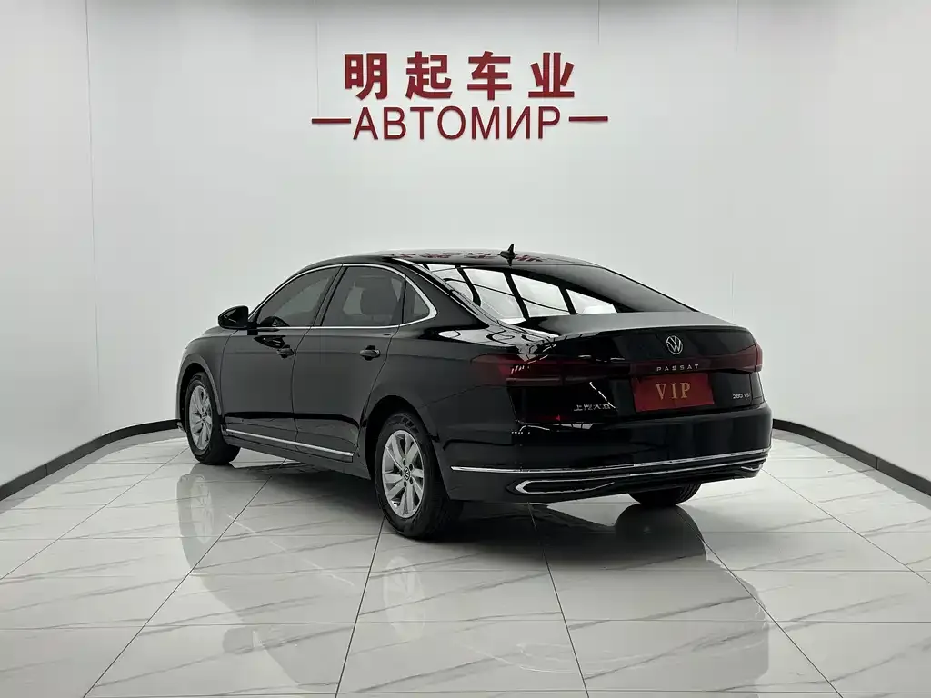 Volkswagen Passat — фото 3