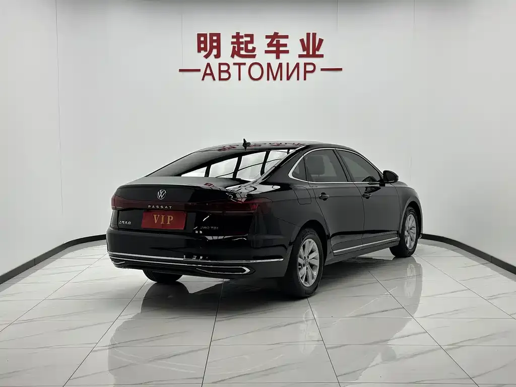 Volkswagen Passat — фото 6