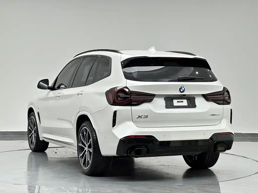 BMW X3 — фото 9