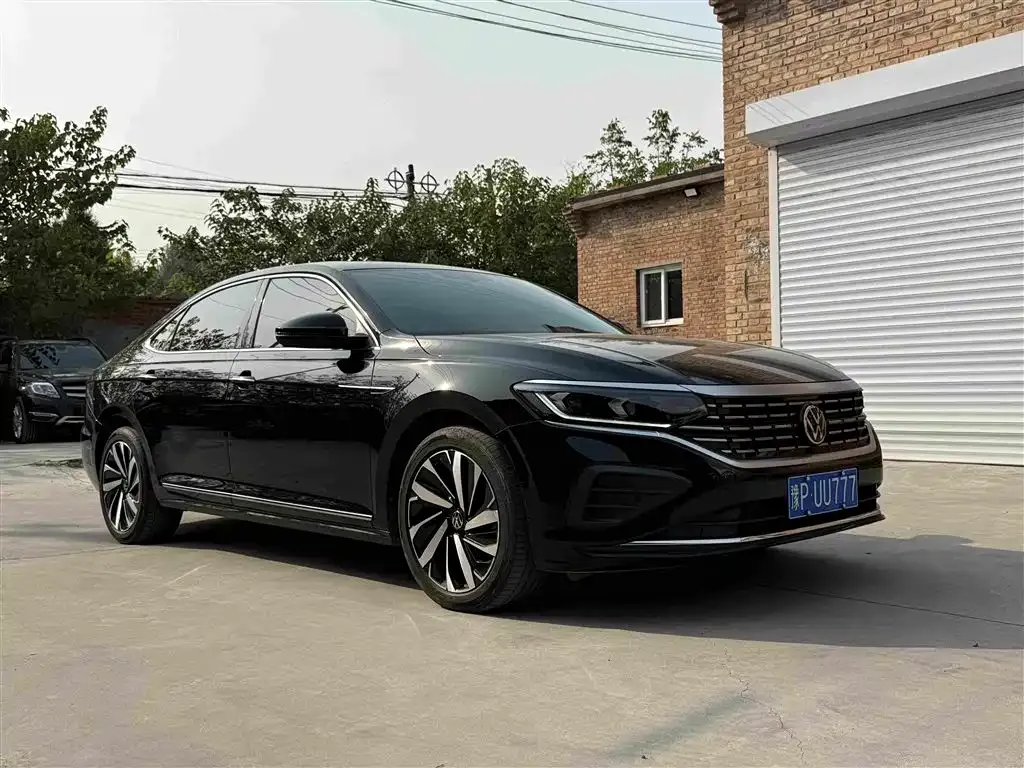 Volkswagen Passat — фото 8