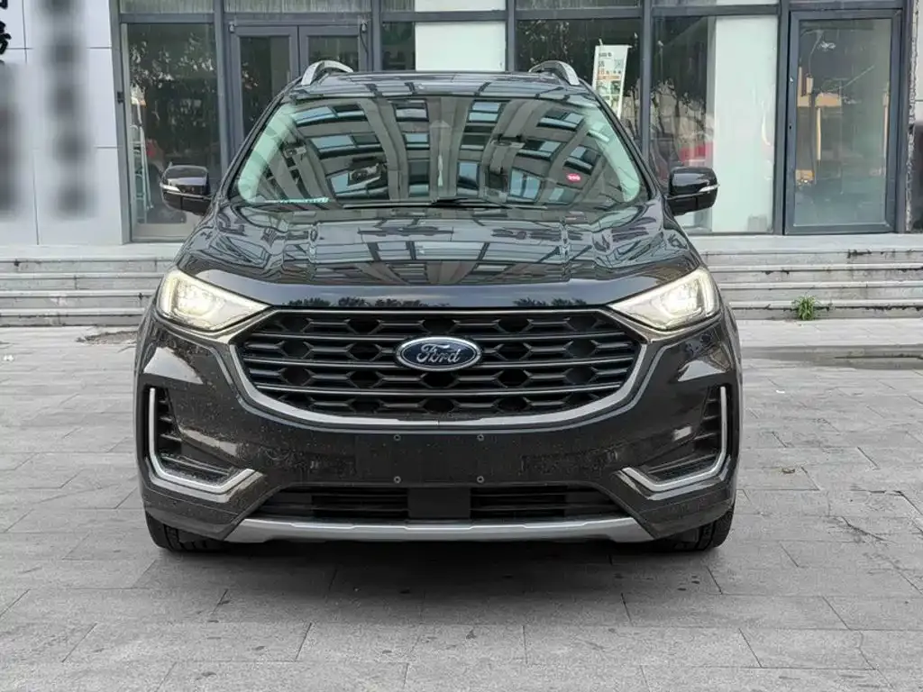 Ford Edge — фото 6