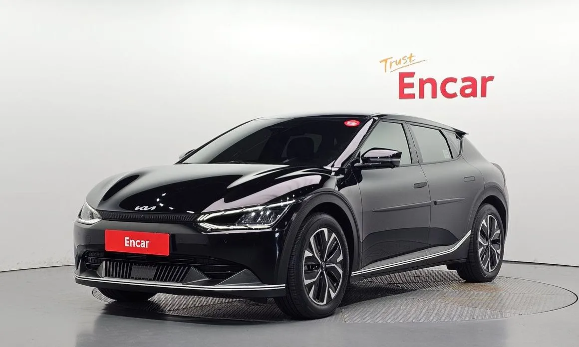 Kia EV6 — фото 1