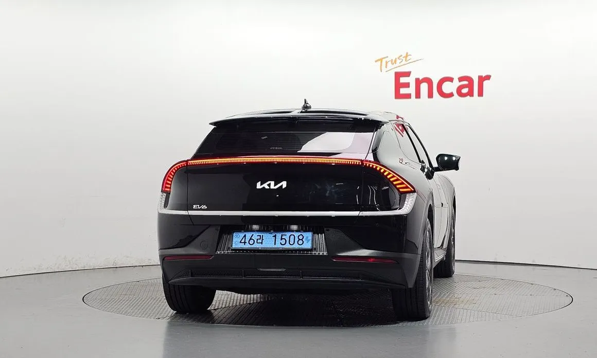 Kia EV6 — фото 4