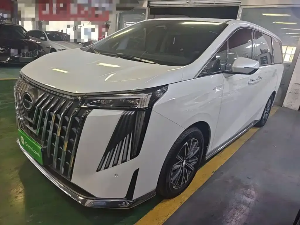 GAC Motor Trumpchi M8 — фото 1
