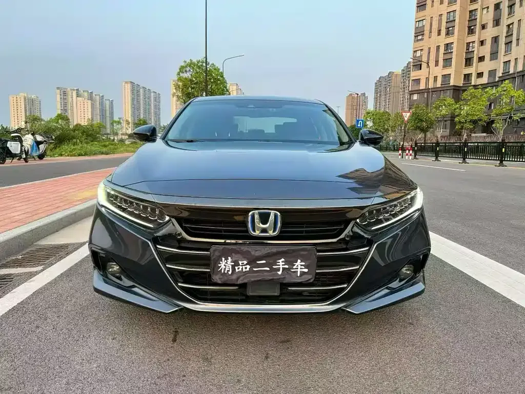 Honda Accord — фото 7