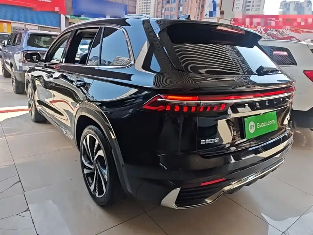 Geely Xingyue L — фото 4